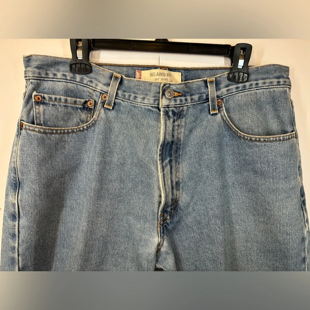 Levi's 550 Relaxed Fit Jeans Men’s 36x29 Light Wash Denim Classic